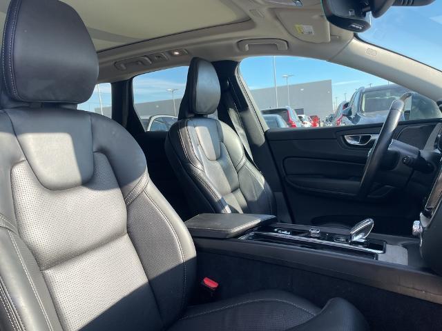 2022 Volvo XC60 Vehicle Photo in Grapevine, TX 76051