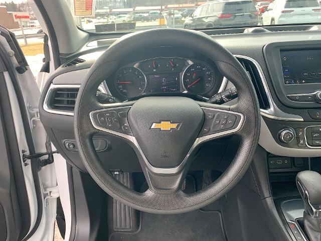 2023 Chevrolet Equinox Vehicle Photo in MOON TOWNSHIP, PA 15108-2571