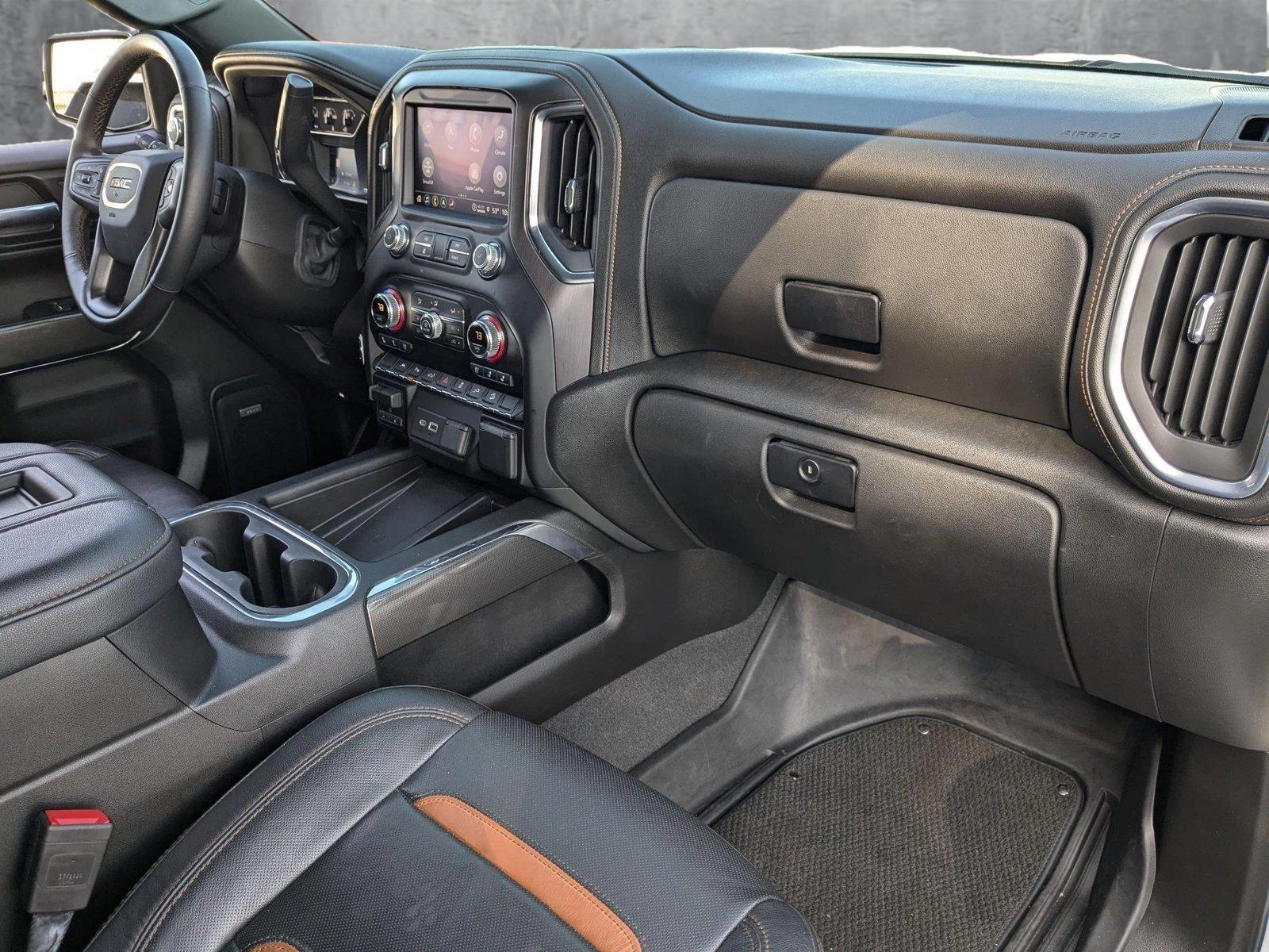 2022 GMC Sierra 1500 Limited Vehicle Photo in VALENCIA, CA 91355-1705