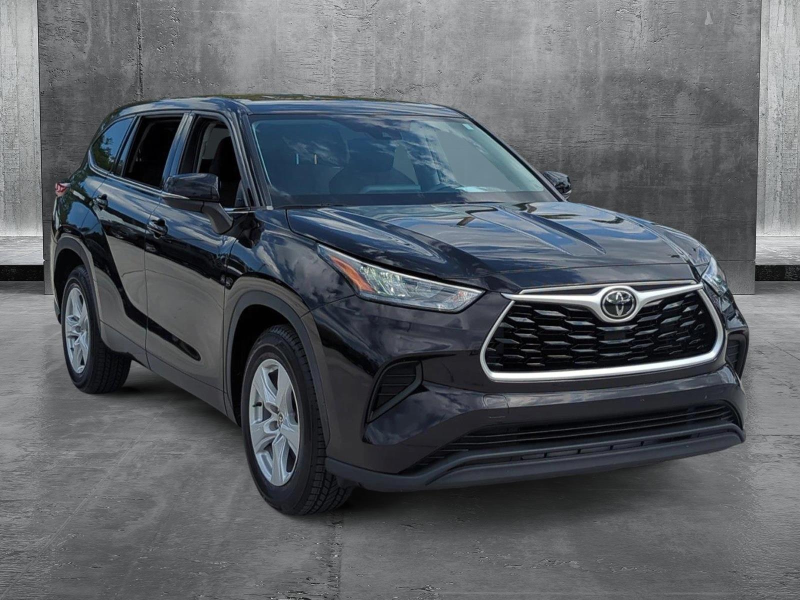 2020 Toyota Highlander Vehicle Photo in Pembroke Pines, FL 33027