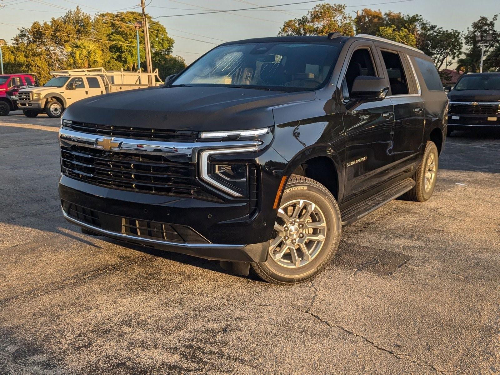 2025 Chevrolet Suburban Vehicle Photo in MIAMI, FL 33134-2699