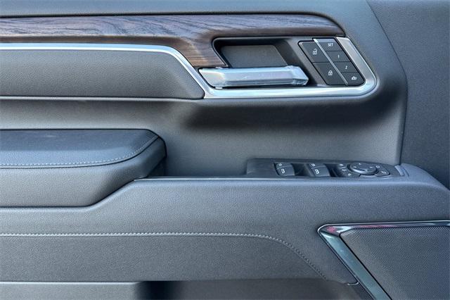 2025 GMC Sierra 2500 HD Vehicle Photo in ELK GROVE, CA 95757-8703