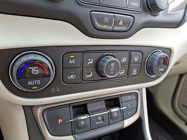 2023 GMC Terrain Vehicle Photo in WATERTOWN, CT 06795-3318
