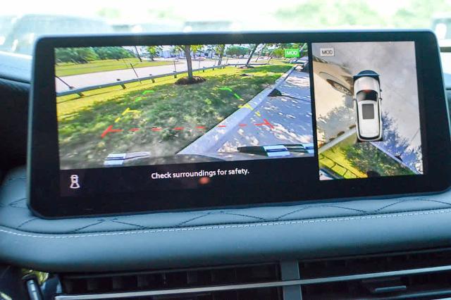 2025 INFINITI QX60 Vehicle Photo in Houston, TX 77090