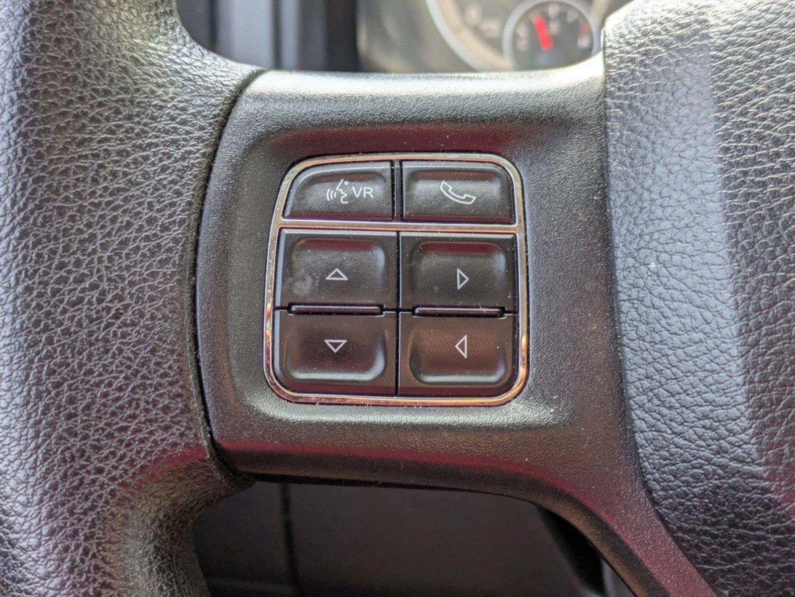2017 Ram 1500 Vehicle Photo in GREENACRES, FL 33463-3207