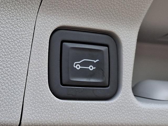 2022 GMC Acadia Vehicle Photo in TREVOSE, PA 19053-4984
