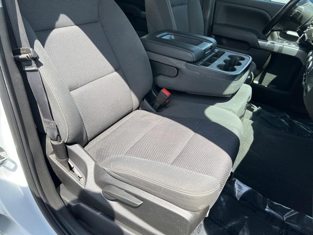 2018 Chevrolet Silverado 1500 Vehicle Photo in GREEN BAY, WI 54304-5303
