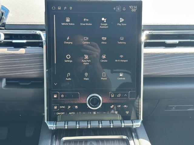 2025 GMC Sierra EV Vehicle Photo in COLUMBIA, MO 65203-3903