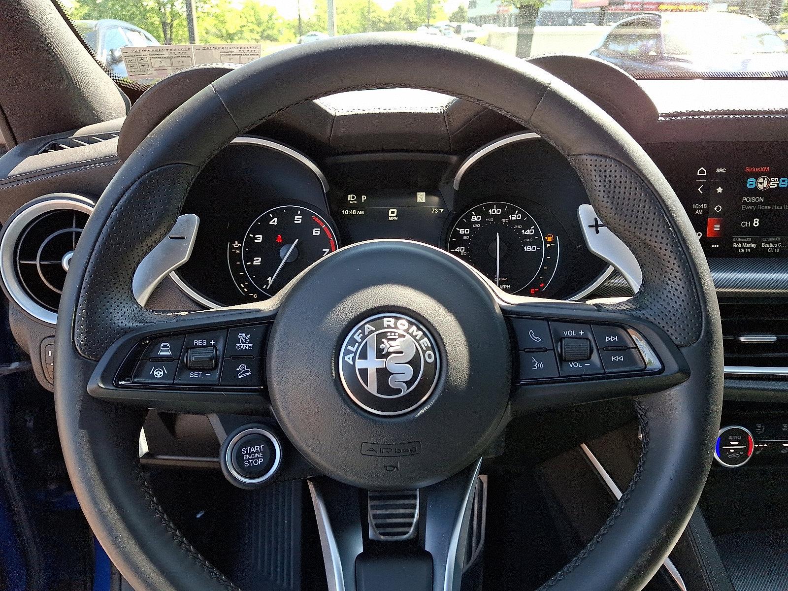 2022 Alfa Romeo Stelvio Vehicle Photo in Willow Grove, PA 19090