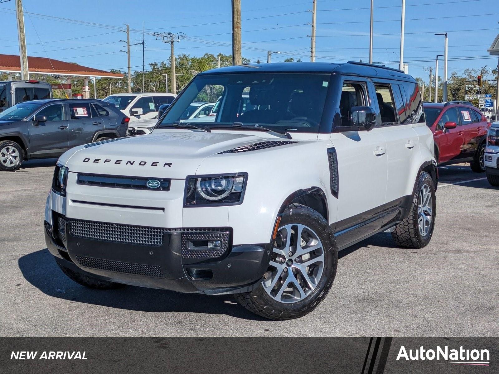 2024 Land Rover Defender Vehicle Photo in Tampa, FL 33614
