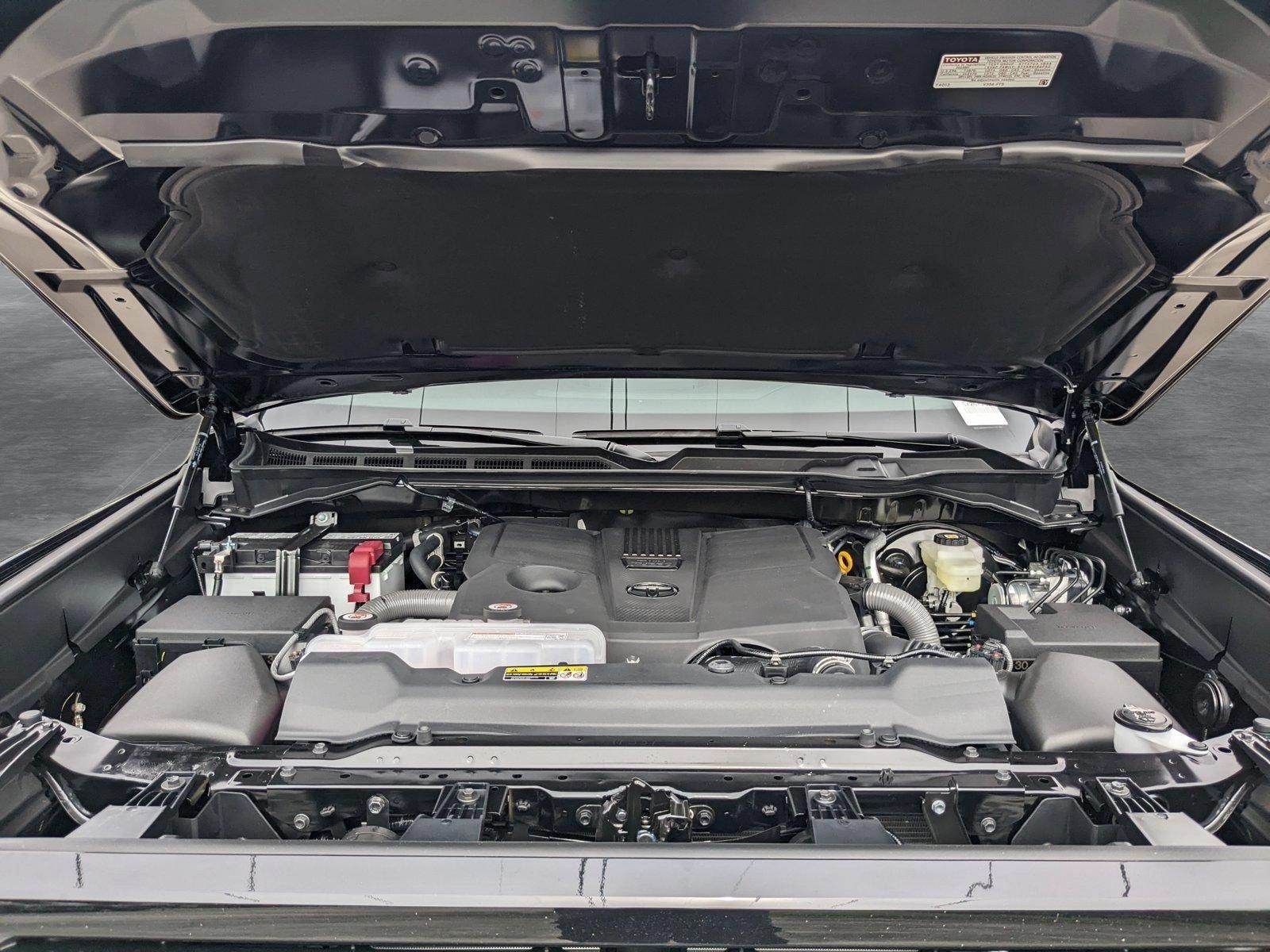 2025 Toyota Tundra 4WD Vehicle Photo in Davie, FL 33331