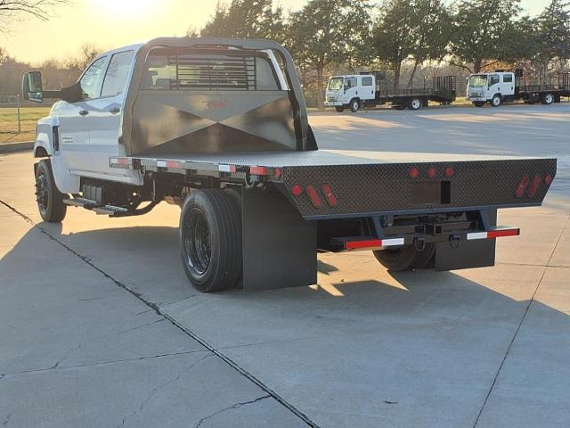 2024 Chevrolet Silverado Chassis Cab Vehicle Photo in Denton, TX 76205