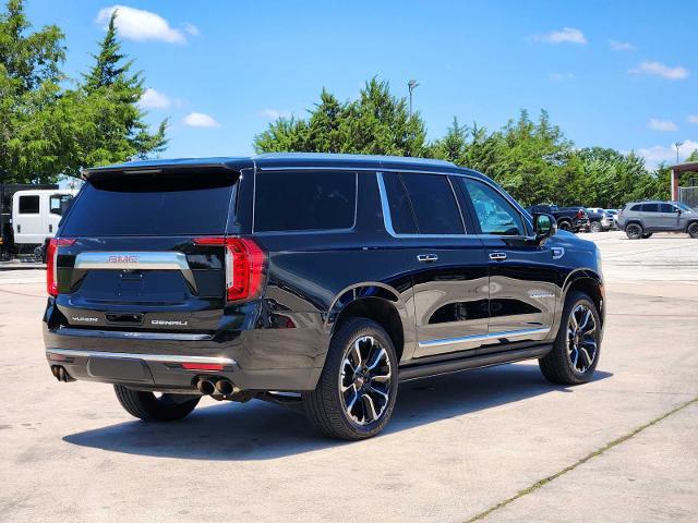 2022 GMC Yukon XL Vehicle Photo in DENTON, TX 76210-9321