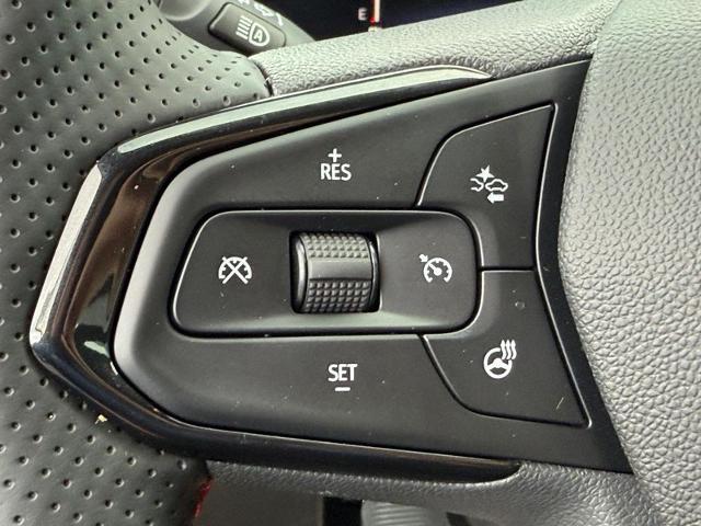 2025 Chevrolet Trax Vehicle Photo in COLUMBIA, MO 65203-3903