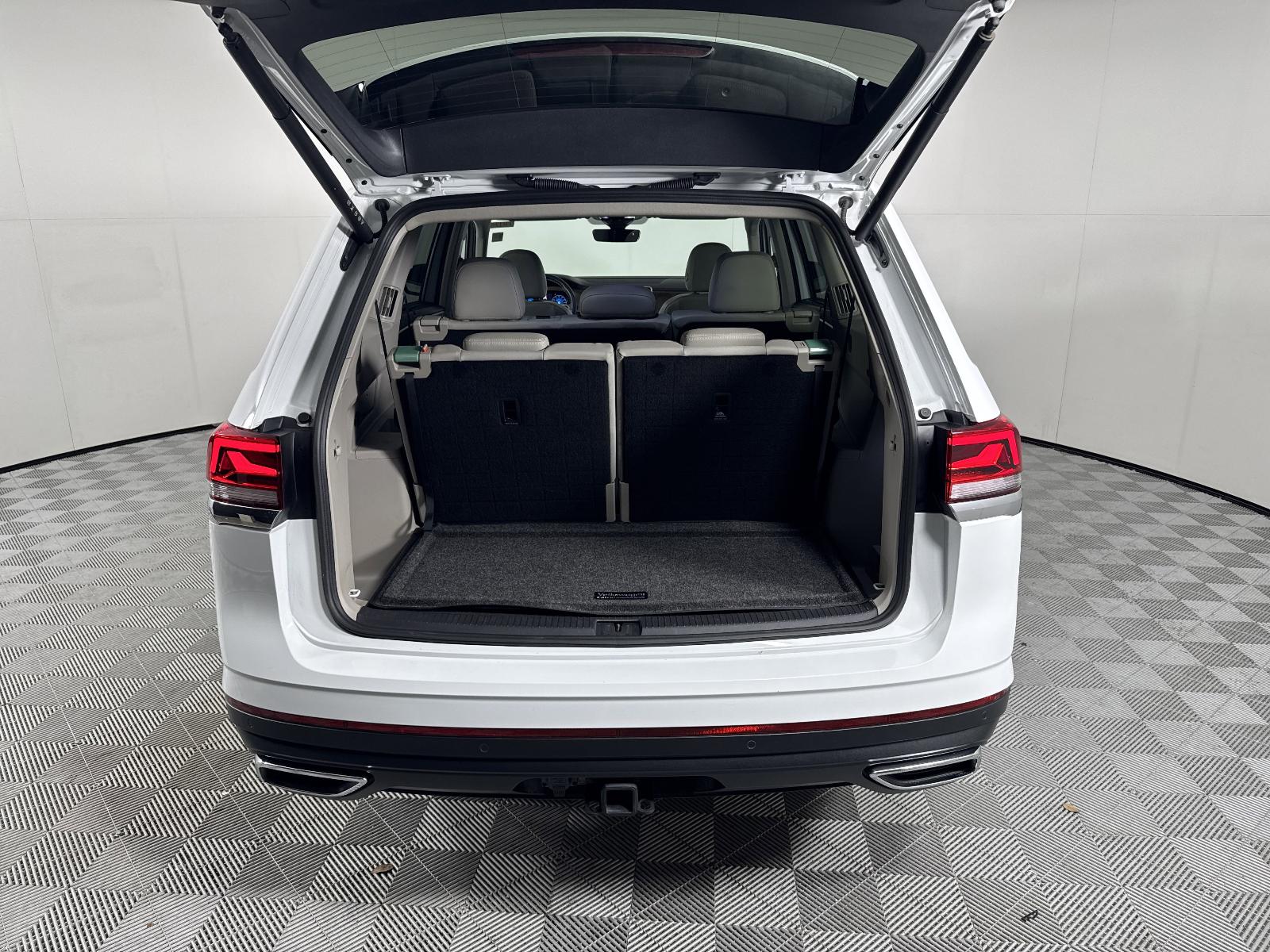 2024 Volkswagen Atlas Vehicle Photo in Georgetown, TX 78626