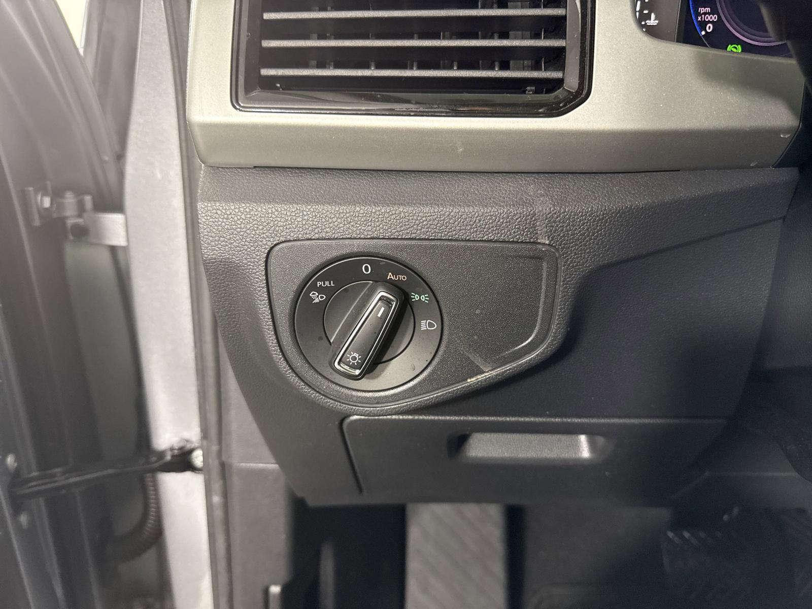 2022 Volkswagen Atlas Vehicle Photo in Georgetown, TX 78626