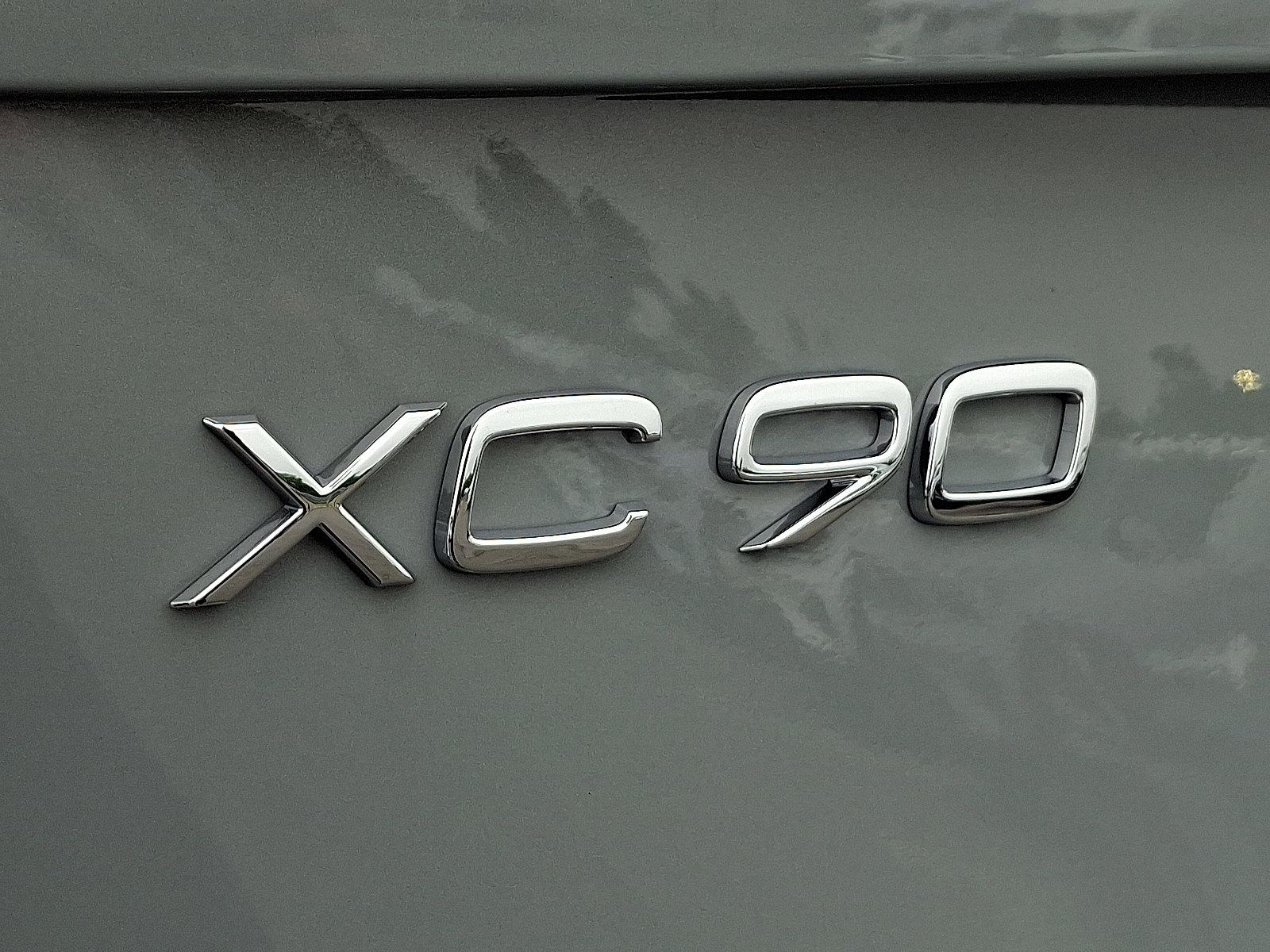 2026 Volvo XC90 Vehicle Photo in Trevose, PA 19053