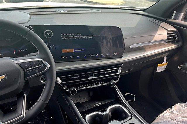 2025 Chevrolet Traverse Vehicle Photo in TOPEKA, KS 66609-0000