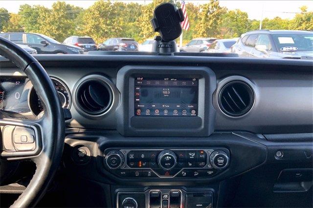 2021 Jeep Wrangler Vehicle Photo in KANSAS CITY, MO 64114-4502