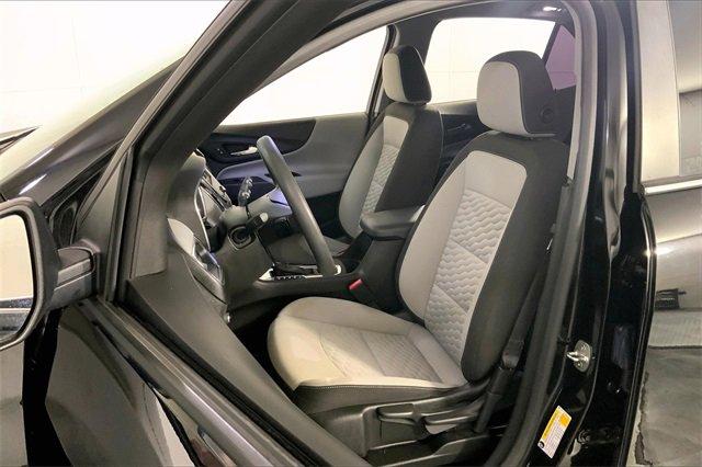 2021 Chevrolet Equinox Vehicle Photo in KANSAS CITY, MO 64114-4502