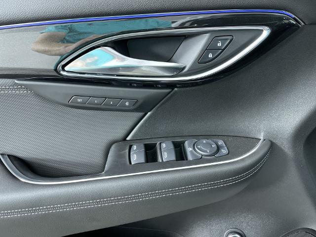 2024 Buick Envision Vehicle Photo in GILBERT, AZ 85297-0402