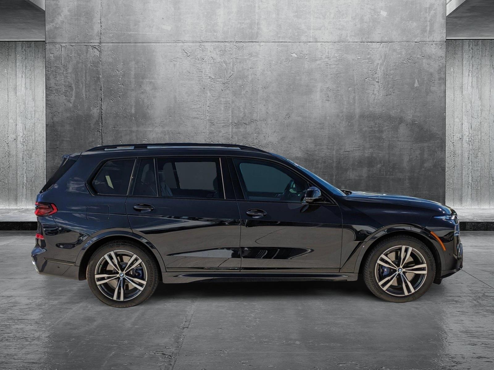 2024 BMW X7 M60i Vehicle Photo in Rockville, MD 20852