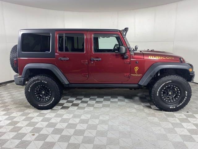 2013 Jeep Wrangler Unlimited Vehicle Photo in MEDINA, OH 44256-9001