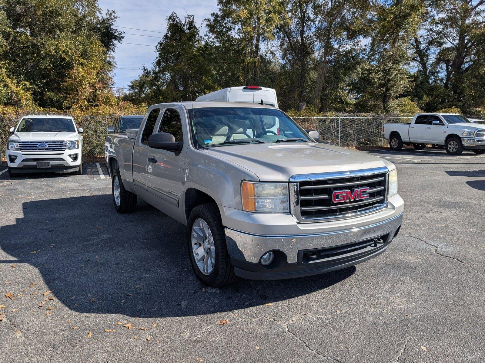 2008 GMC Sierra 1500 Vehicle Photo in Panama City, FL 32401