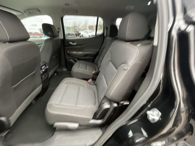 2023 GMC Acadia Vehicle Photo in BENTONVILLE, AR 72712-4322