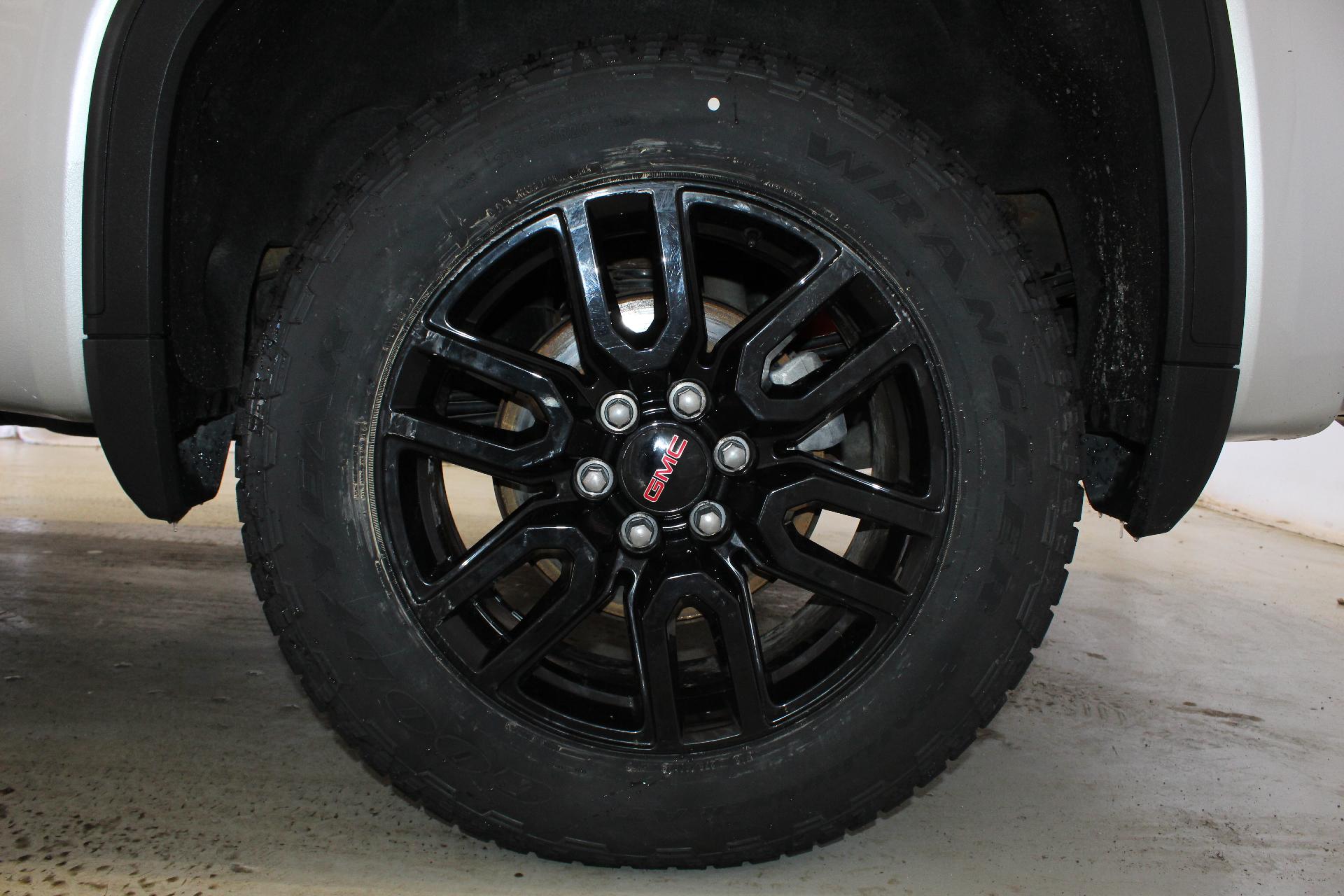 2021 GMC Sierra 1500 Vehicle Photo in NORTHAMPTON, MA 01060-1120