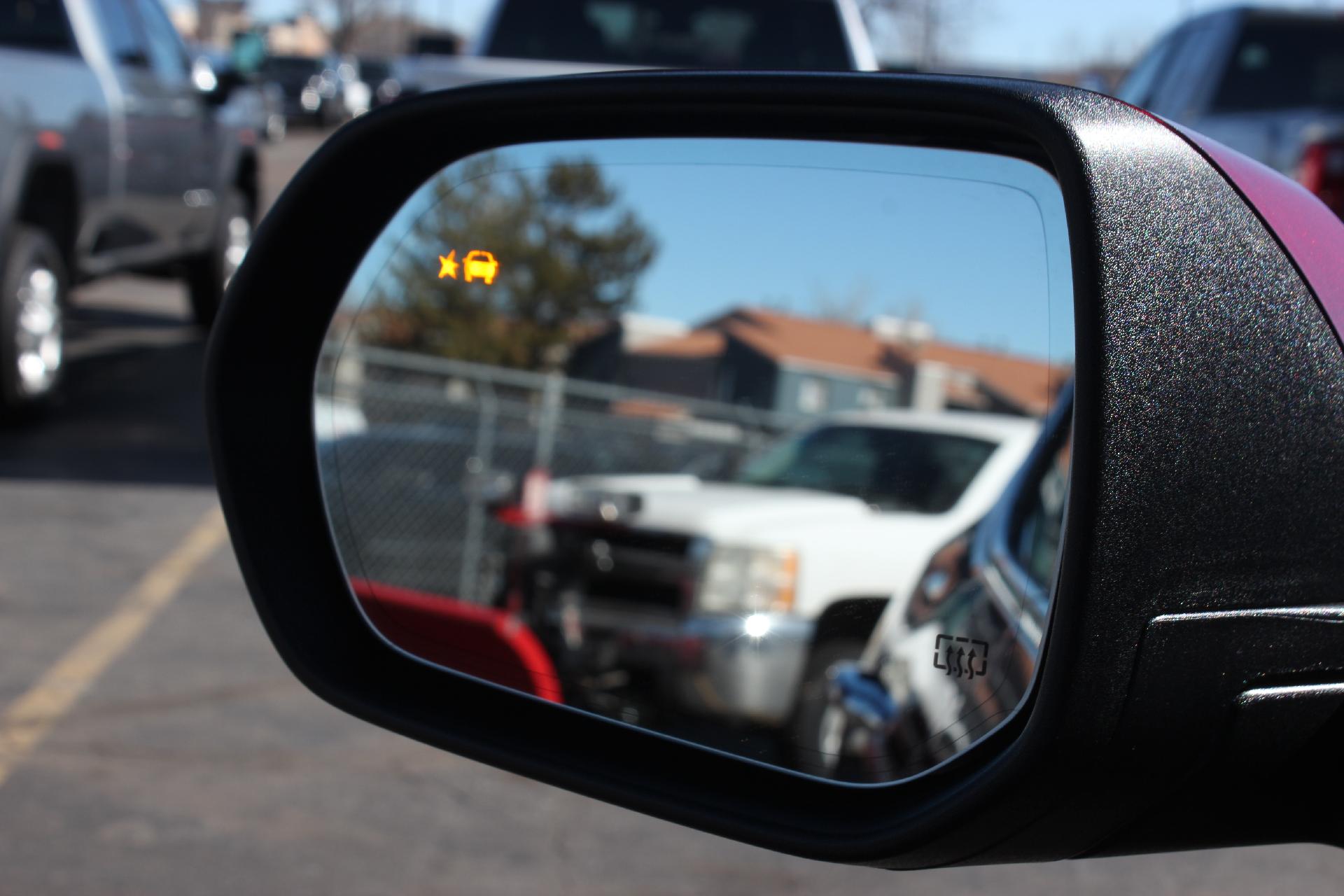 2025 GMC Acadia Vehicle Photo in AURORA, CO 80012-4011