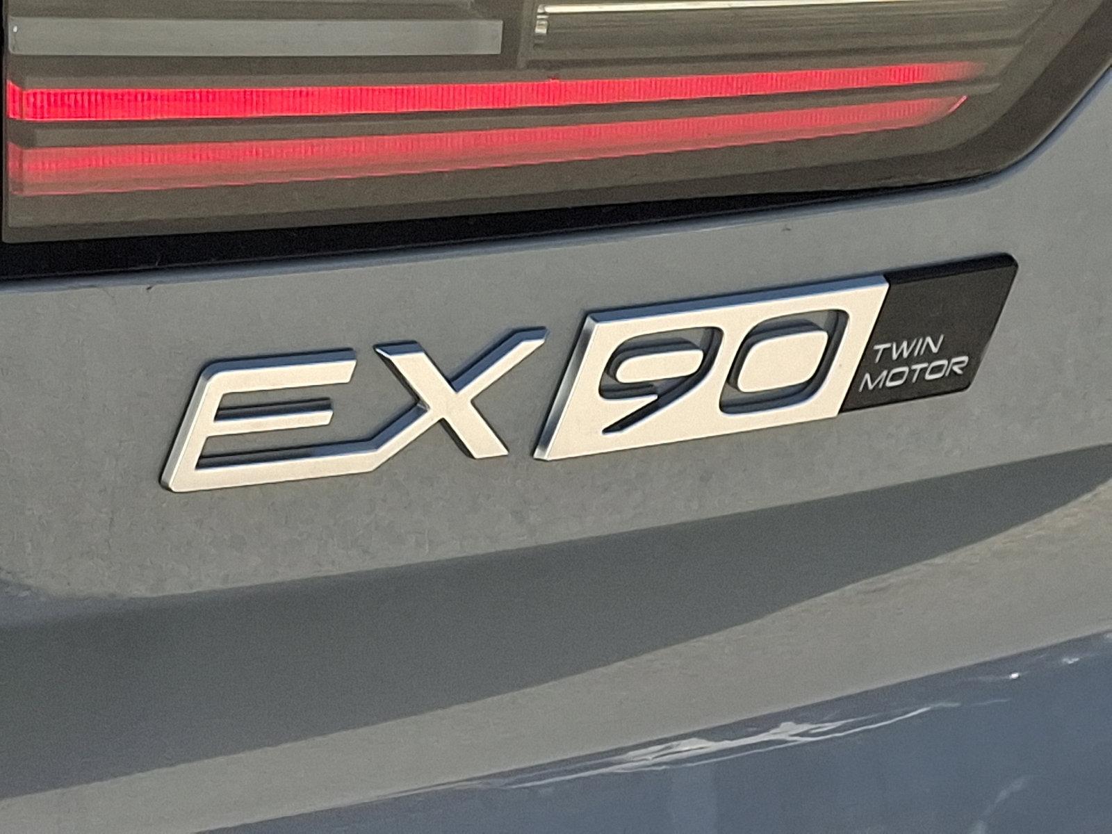 2025 Volvo EX90 Vehicle Photo in Trevose, PA 19053