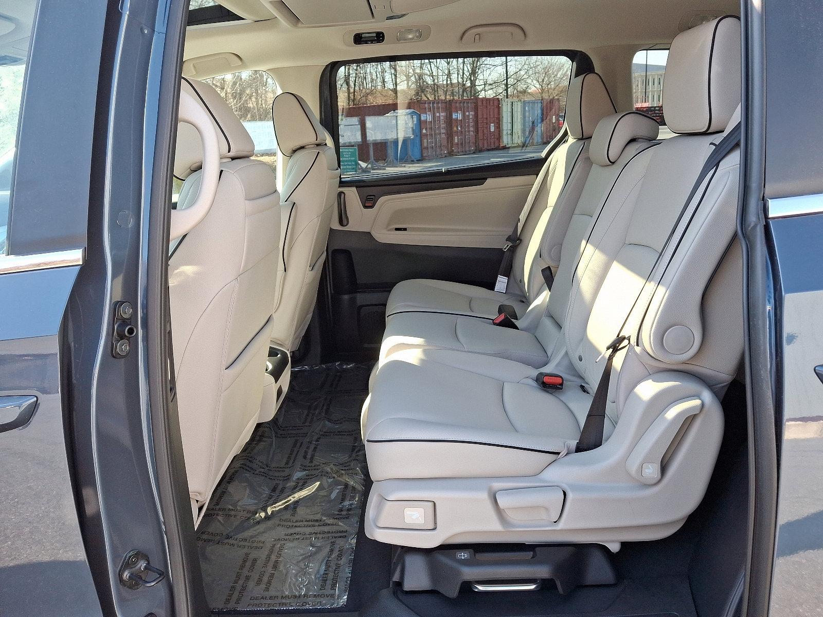 2025 Honda Odyssey Vehicle Photo in Harrisburg, PA 17111