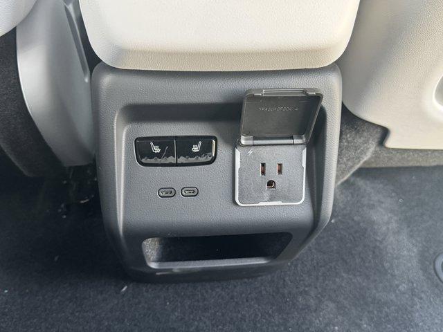 2025 Cadillac OPTIQ Vehicle Photo in LEOMINSTER, MA 01453-2952