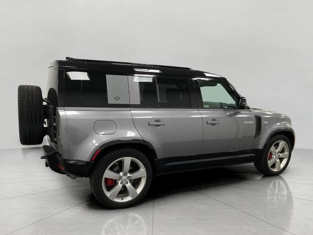 2024 Defender Vehicle Photo in Appleton, WI 54913