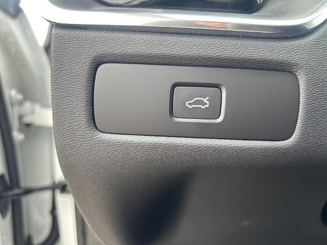 2025 Volvo XC60 Vehicle Photo in Grapevine, TX 76051