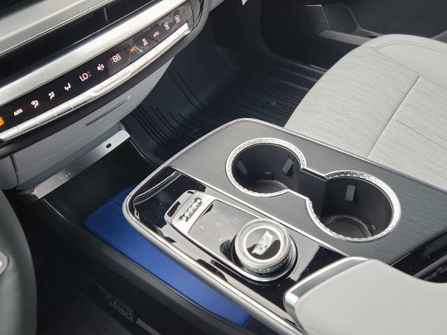 2025 Cadillac LYRIQ Vehicle Photo in HOUSTON, TX 77079