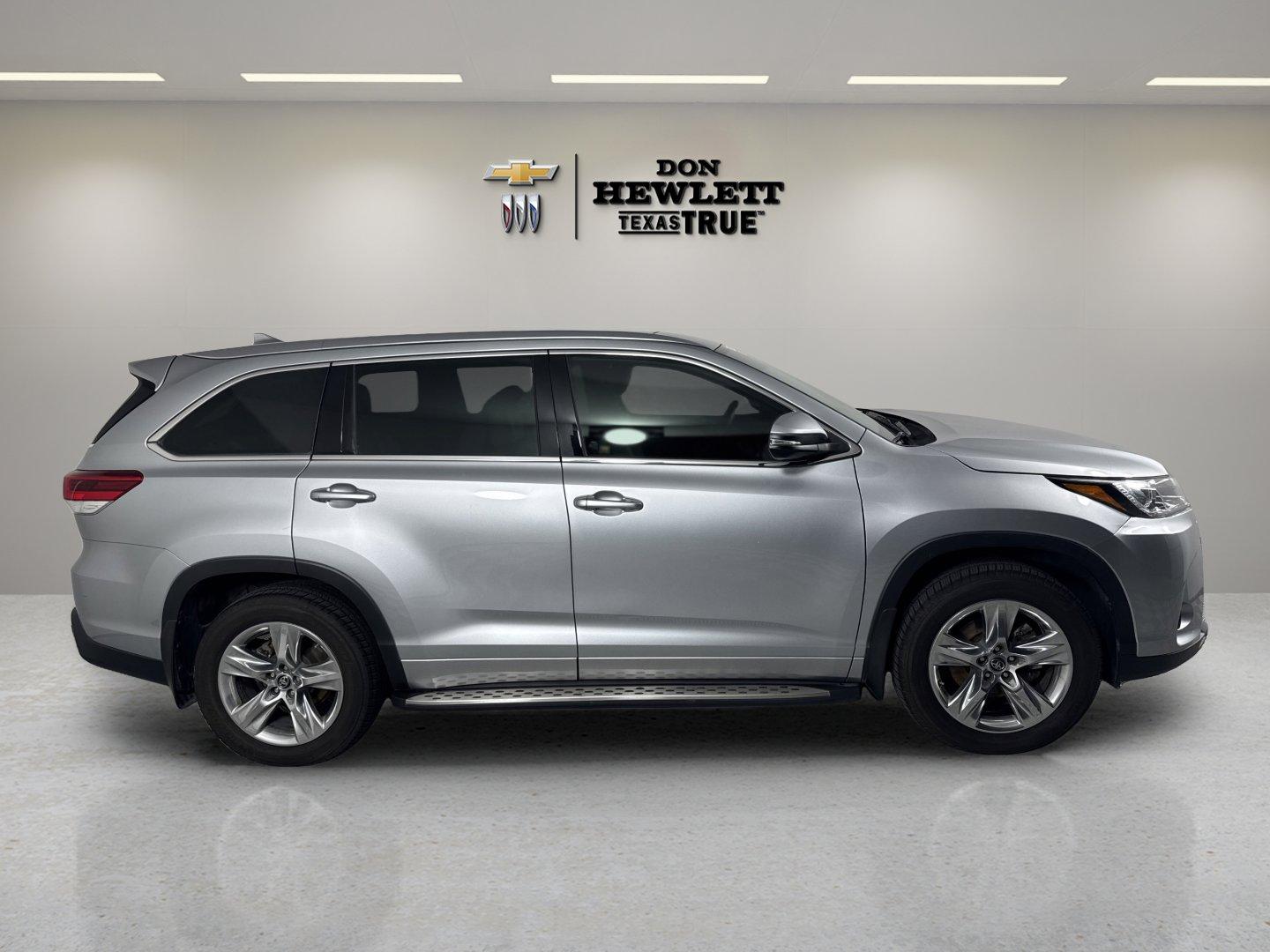 2019 Toyota Highlander Vehicle Photo in GEORGETOWN, TX 78626-7508