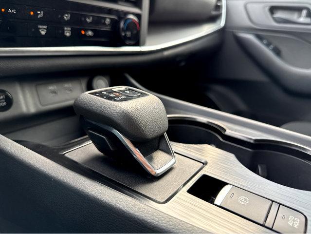 2024 Nissan Rogue Vehicle Photo in Savannah, GA 31419
