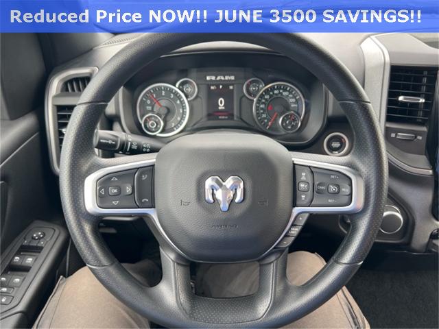 2025 Ram 1500 Vehicle Photo in GREEN BAY, WI 54304-5303
