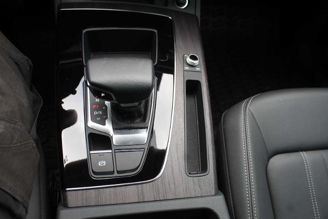 2024 Audi Q5 Vehicle Photo in HOUSTON, TX 77090