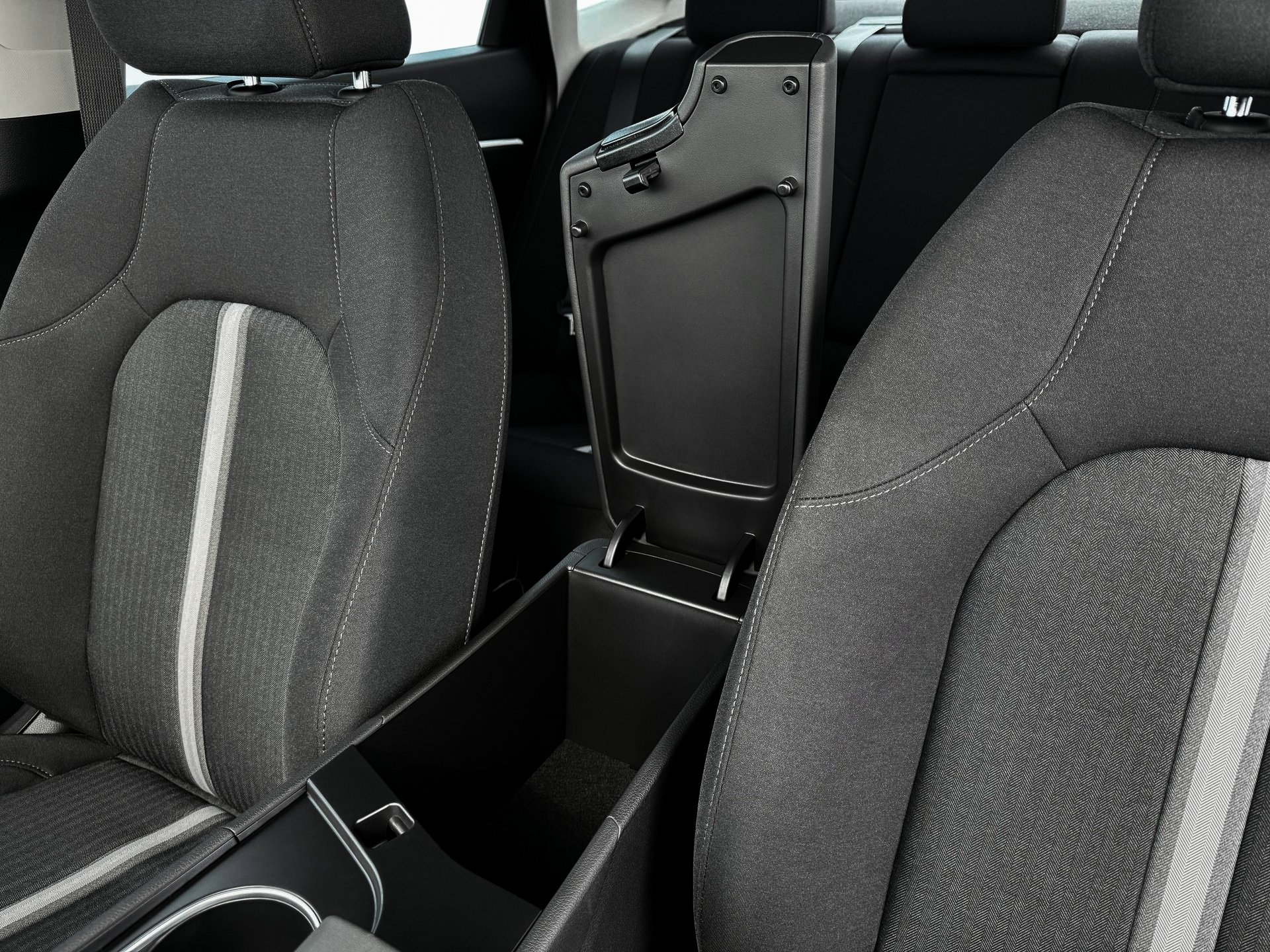 2025 Hyundai SONATA Hybrid Vehicle Photo in Peoria, IL 61615