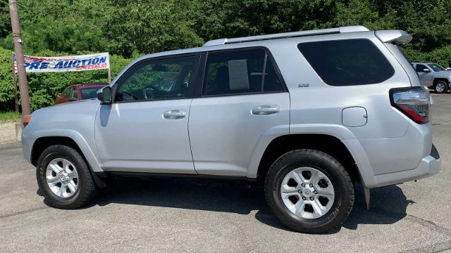 2015 Toyota 4Runner Vehicle Photo in MOON TOWNSHIP, PA 15108-2571