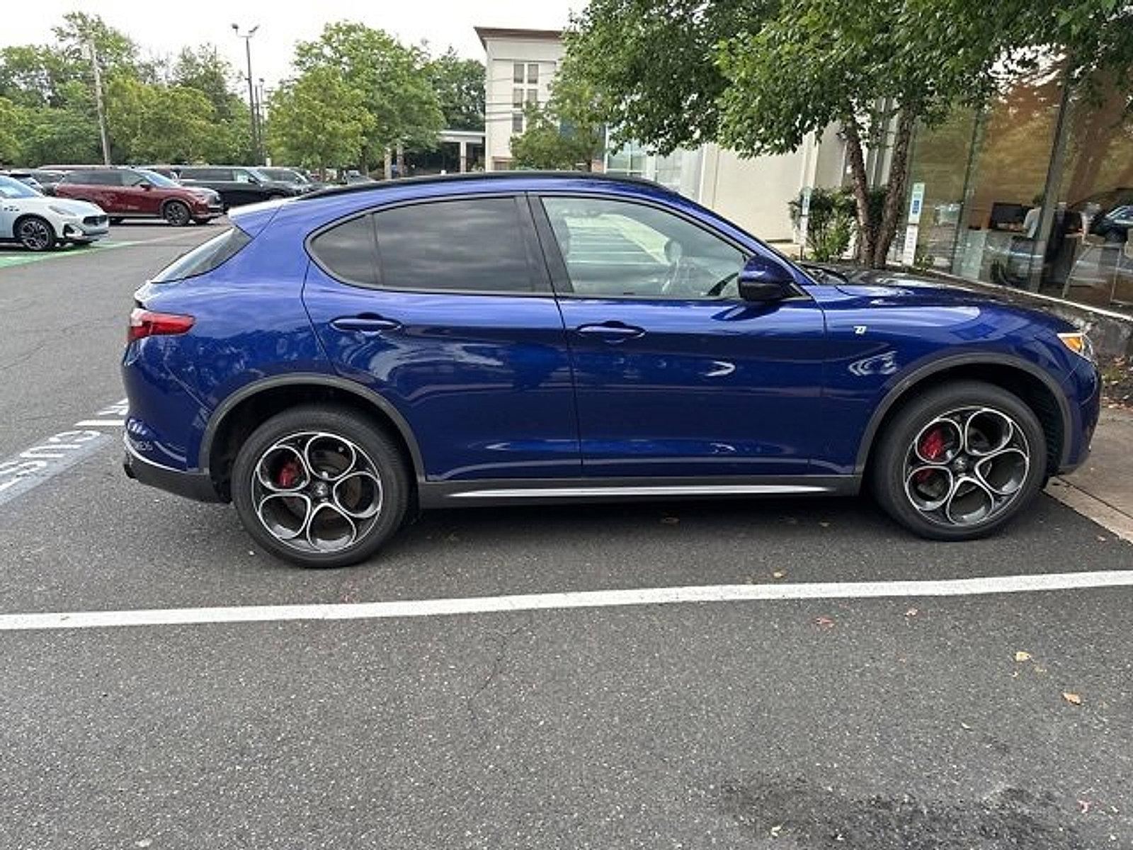 2023 Alfa Romeo Stelvio Vehicle Photo in Willow Grove, PA 19090