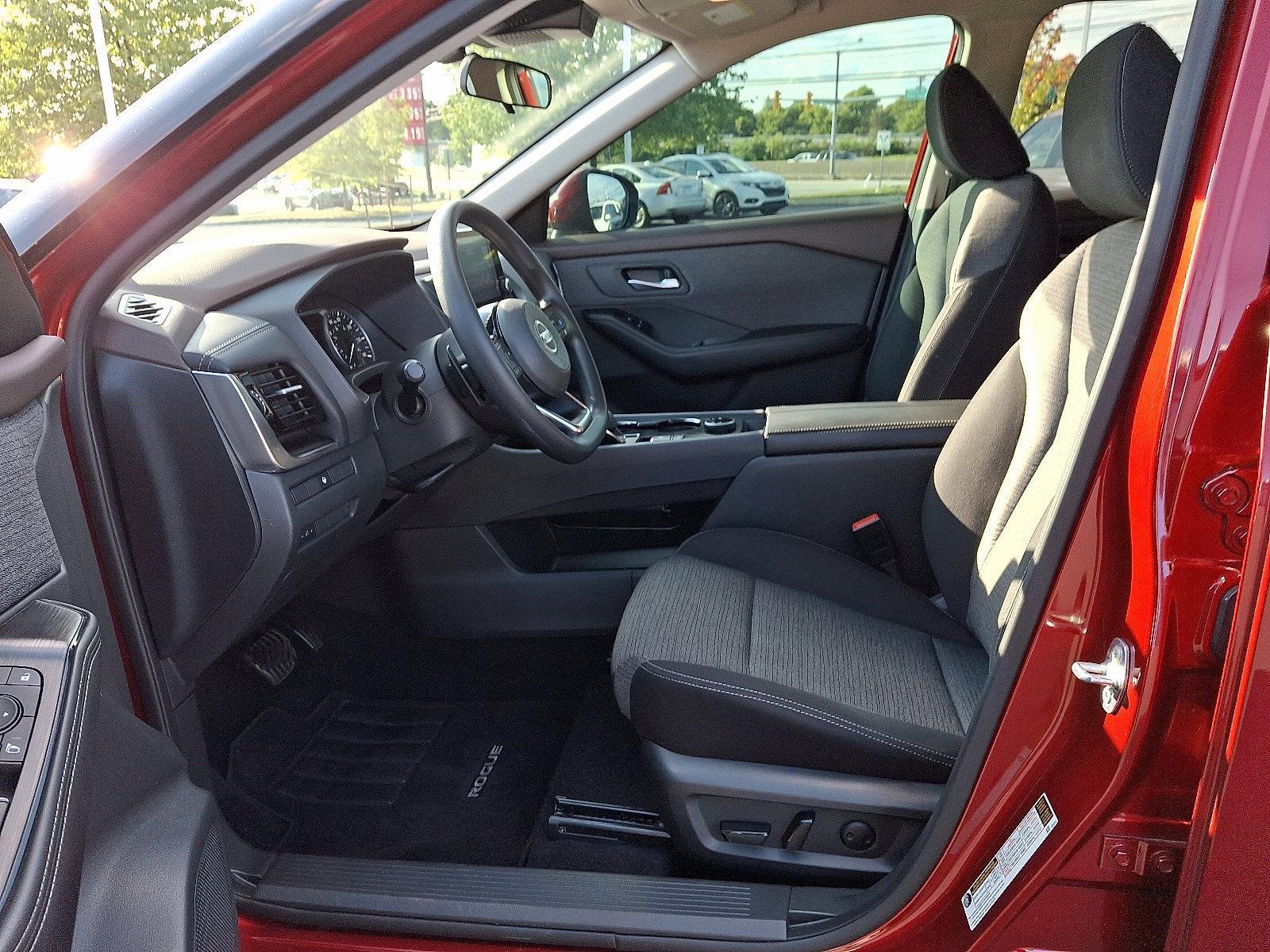 2021 Nissan Rogue Vehicle Photo in Harrisburg, PA 17111