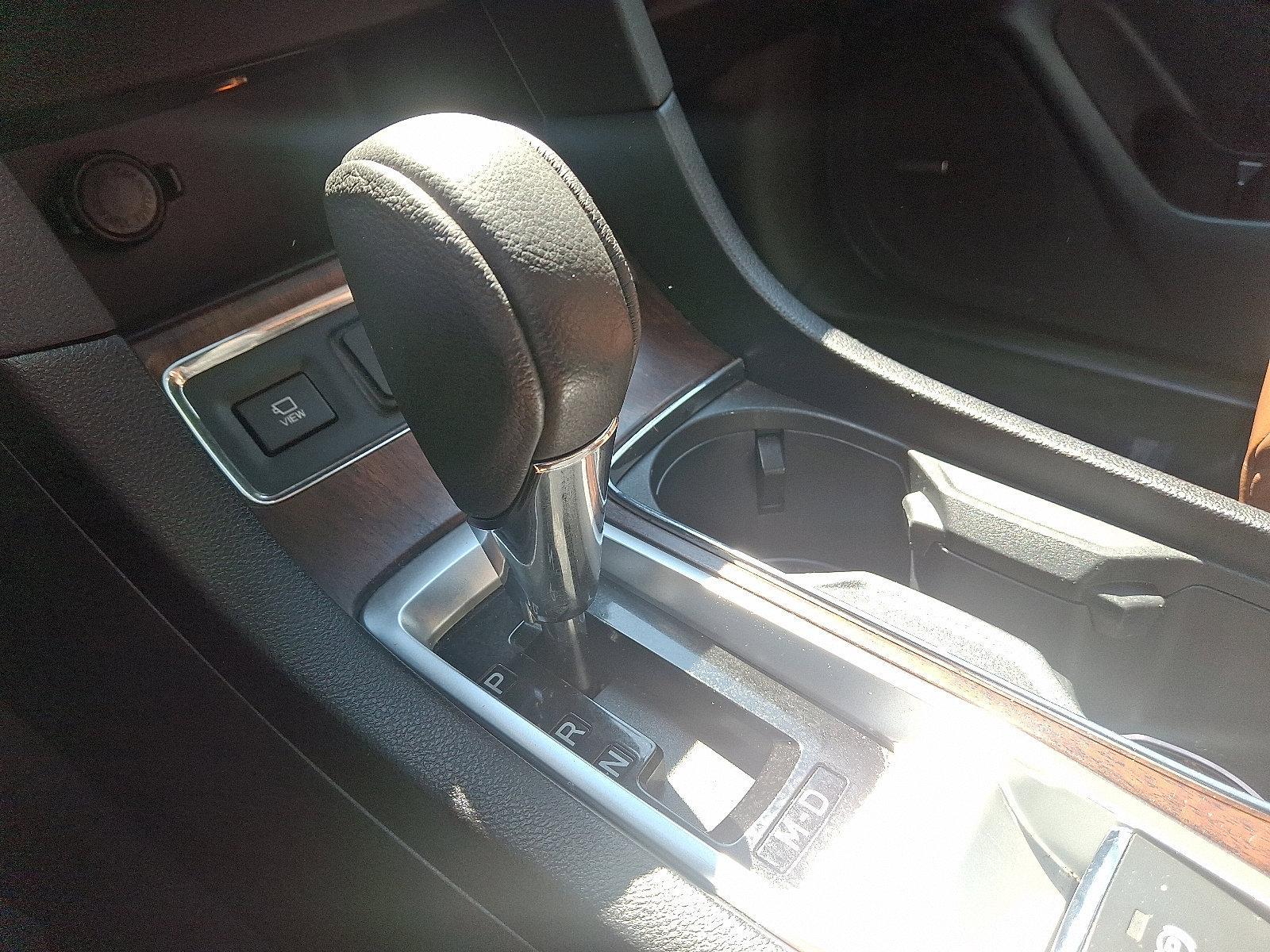 2023 Subaru Ascent Vehicle Photo in Harrisburg, PA 17111-1033