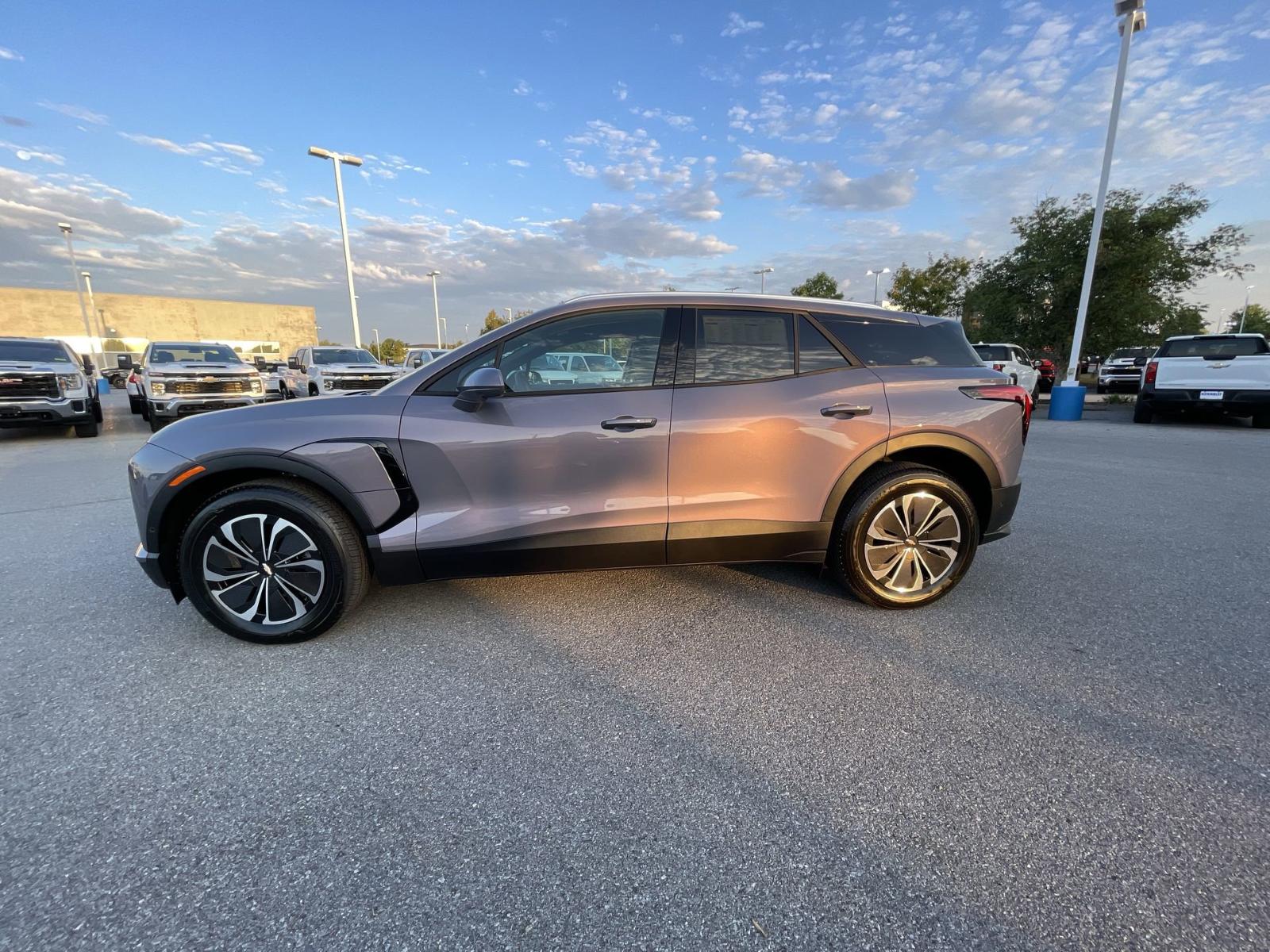 2025 Chevrolet Blazer EV Vehicle Photo in BENTONVILLE, AR 72712-4322