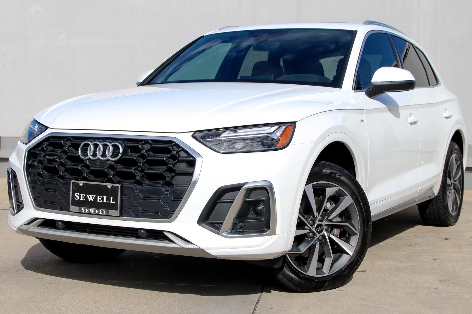 2024 Audi Q5 Vehicle Photo in SUGAR LAND, TX 77478