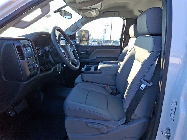 2024 Chevrolet Silverado 6500 HD Vehicle Photo in MILFORD, DE 19963-6122