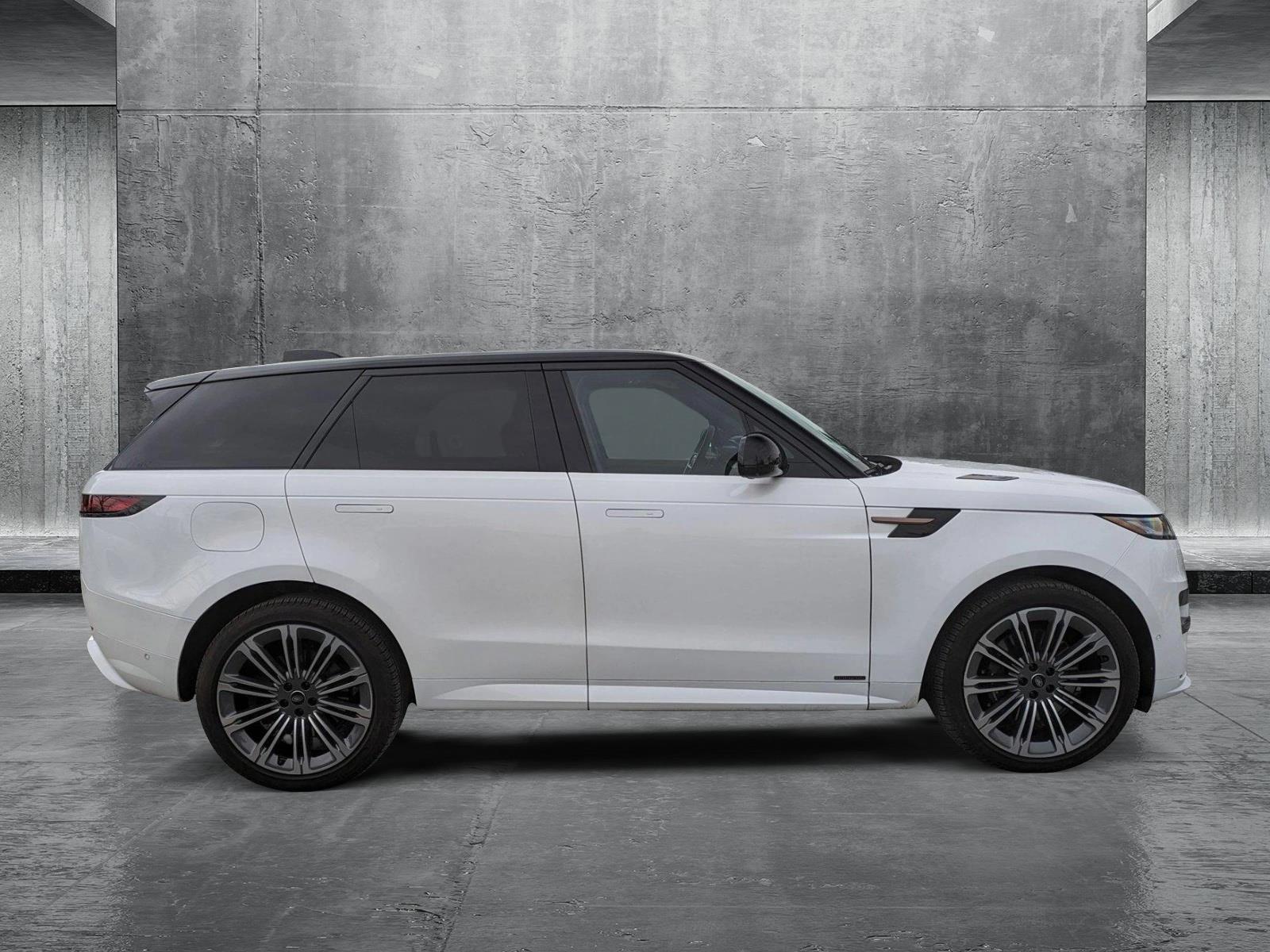 2024 Land Rover Range Rover Sport Vehicle Photo in Bethesda, MD 20852